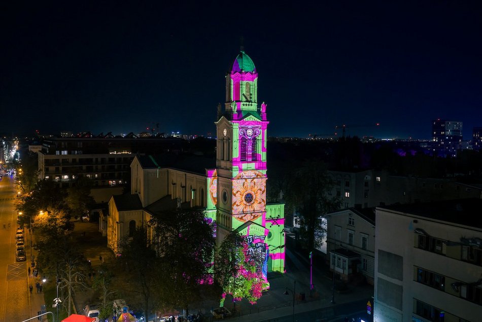Łódź. Kościół przy Sienkiewicza robi wrażenie! Zobacz go na Light Move Festival