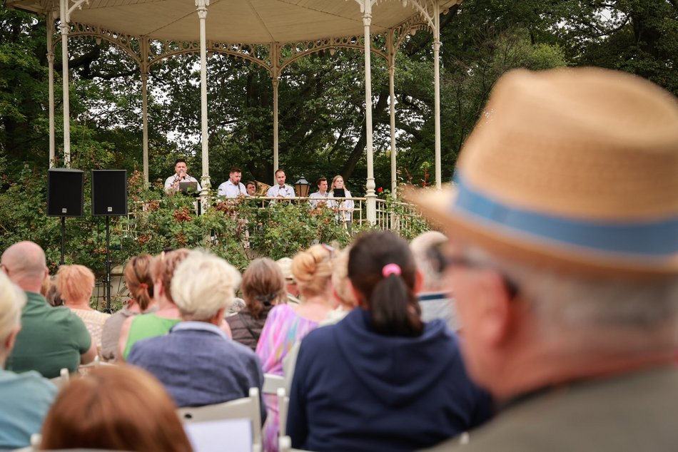 Łódź. Letnie Koncerty w Altanie. Filmowa muzyka w interpretacji zespołu Tripper Stompers