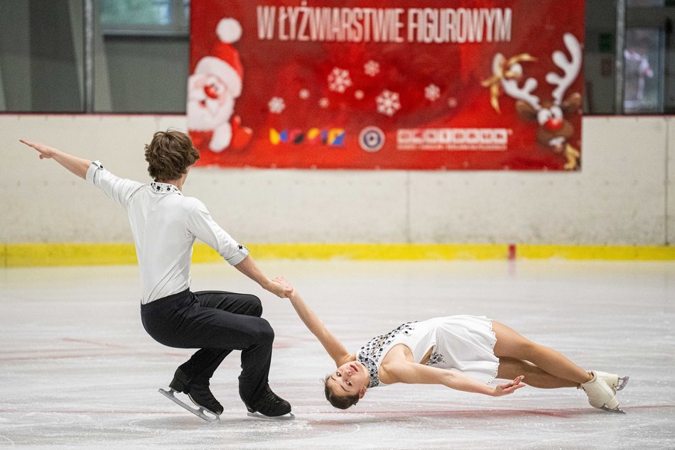 Łódź. XIX Zawody Mikołajkowe w Łodzi. Setki łyżwiarzy w walce o finał Pucharu Polski!