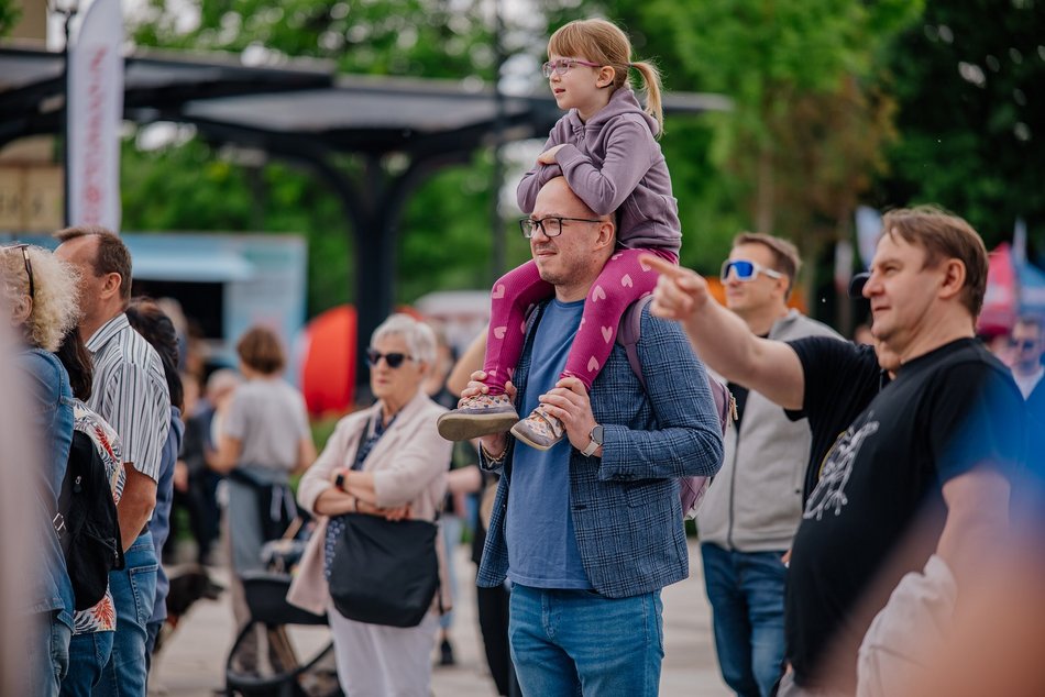 Łódź. Czesław Mozil na Miejskim Dniu Dziecka w Łodzi