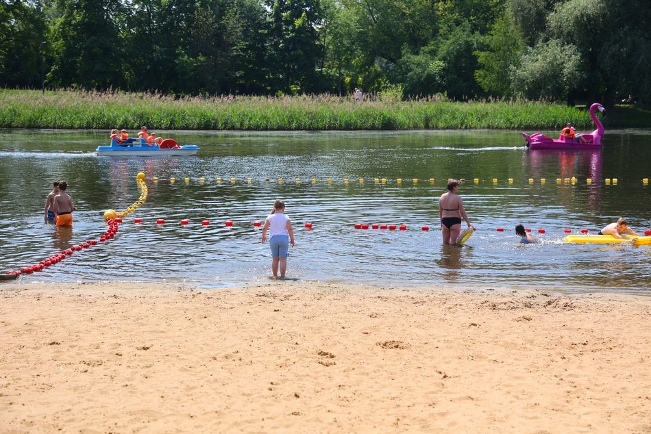 Łódź. Kąpieliska w Łodzi oficjalnie otwarte! Korzystaj z wodnych atrakcji!