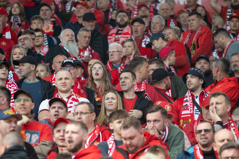 Łódź. Kibice na meczu Widzew Łódź - Lechia Gdańsk. Byłeś/aś? Znajdź się na trybunach!