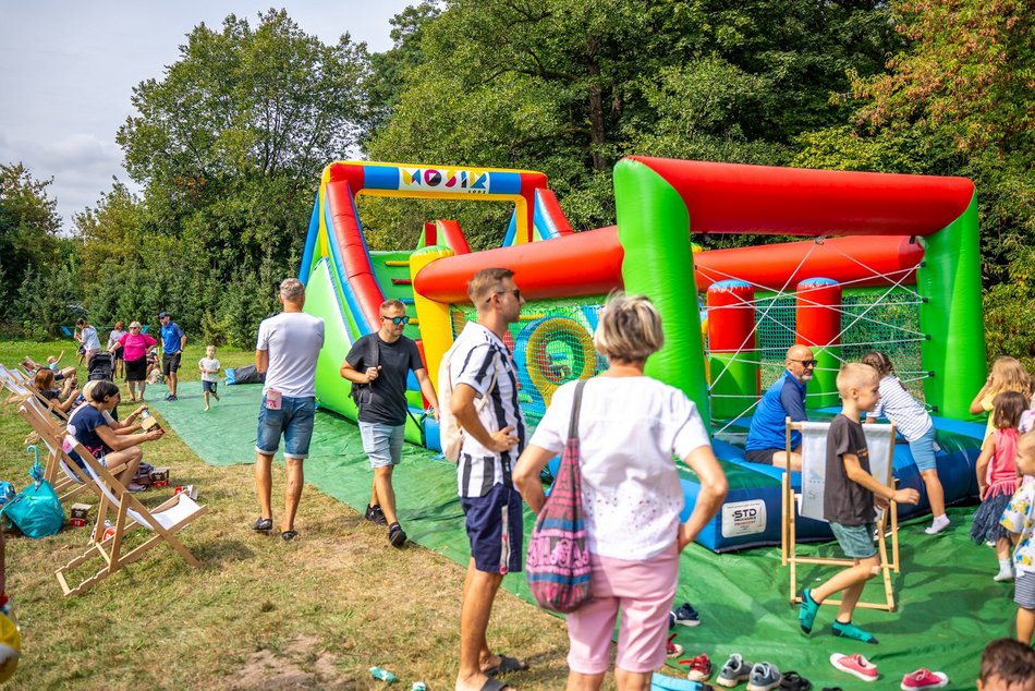 Piknik w parku na Młynku