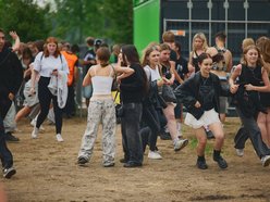 Deszcz im niestraszny! Pierwsi festiwalowicze rozpoczęli trzeci dzień Łódź Summer Festival 2025!