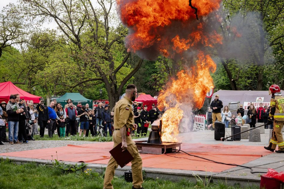 Łodzianie świętują 150-lecie Straży Pożarnej w Łodzi. Piknik, warsztaty i pokazy