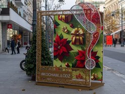 Łódź. Coraz bliżej Święta! Na Piotrkowskiej w Łodzi pojawiły się już pierwsze dekoracje