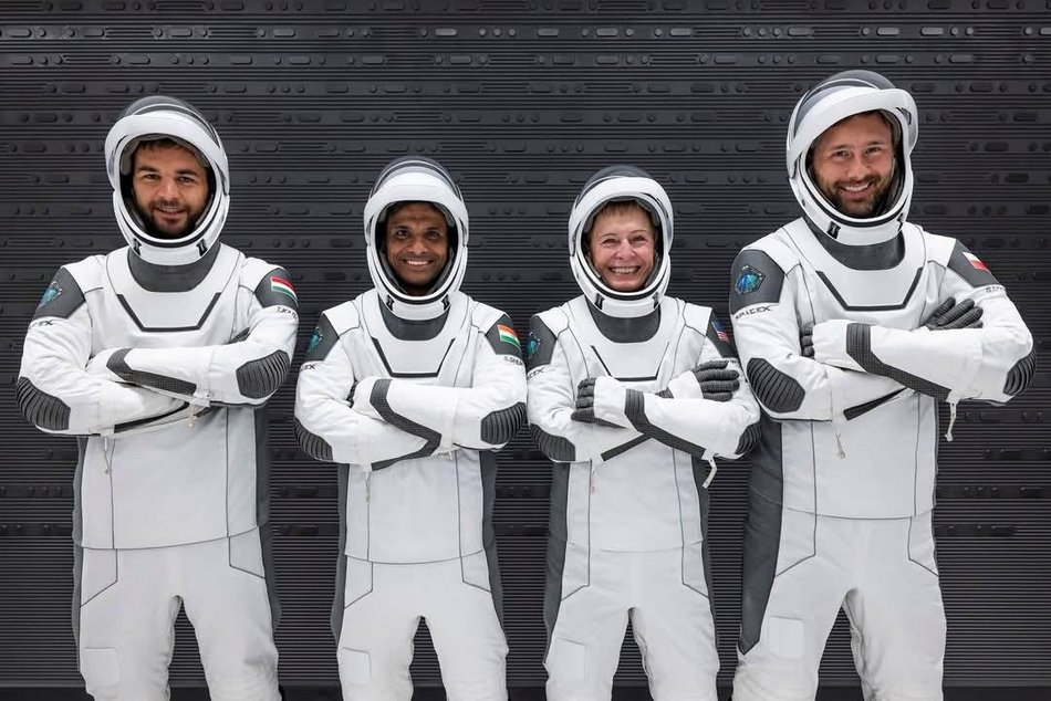 Łódź. Sławosz Uznański-Wiśniewski leci w kosmos