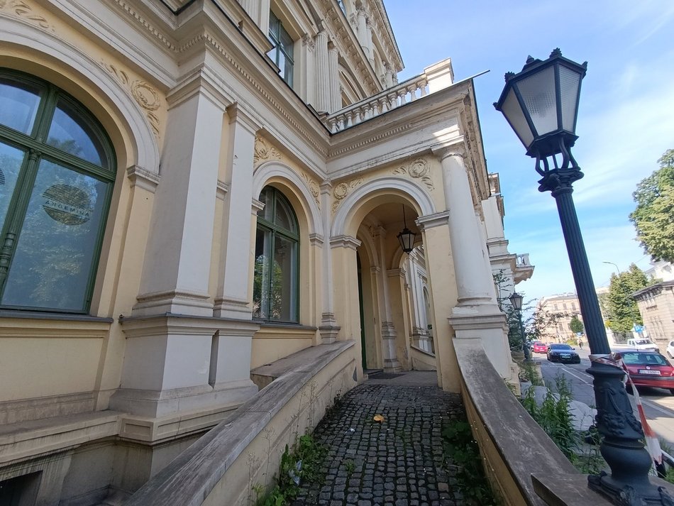Łódź. Dom Towarzystwa Kredytowego na sprzedaż