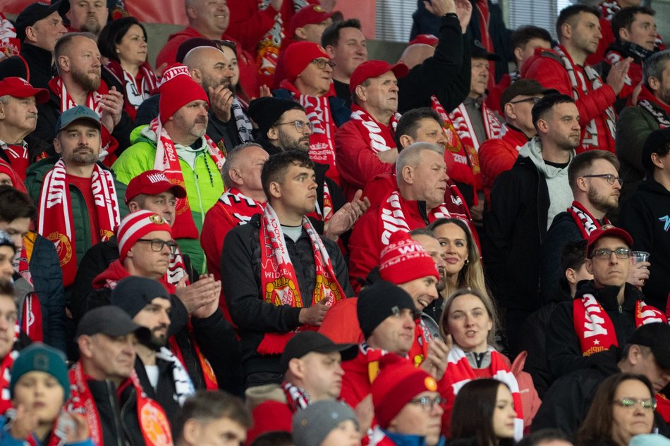 Łódź. Kibice na meczu Widzewa Łódź z Górnikiem Zabrze. Byłeś/aś? Znajdź się w galerii!