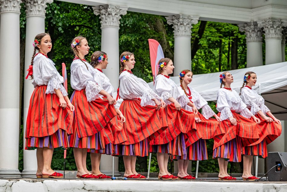 Łódź. Festiwal Rewolucja wystartował. Na początek piknik rodzinny w parku Julianowskim w Łodzi
