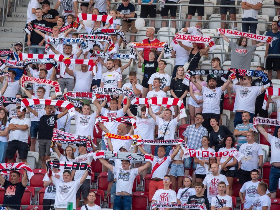 Kibice na meczu ŁKS Łódź - Pogoń Szczecin