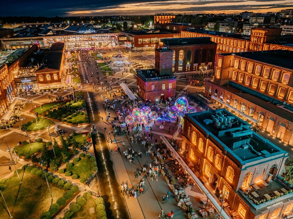 Light Move Festival 2024. Tak rozświetlonej Manufaktury jeszcze nie widziałeś!