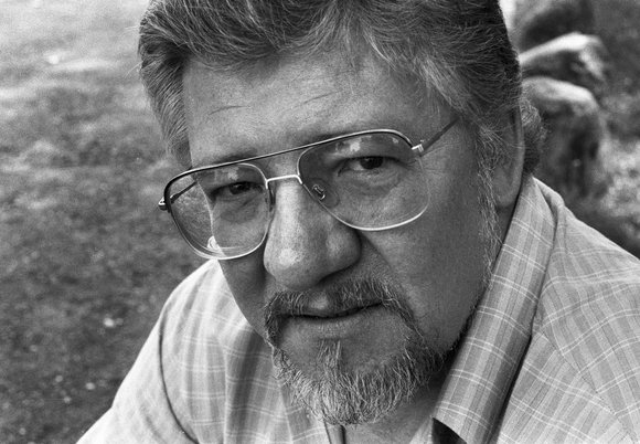 Wielki talent literacki i głośne skandale. Kim był Andrzej Brycht?