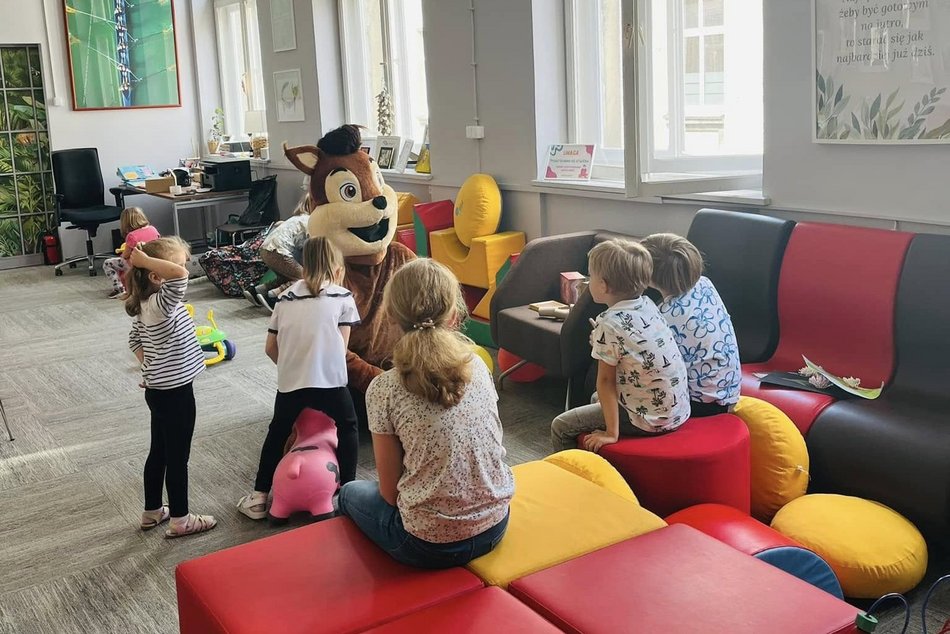 Fundacja DOBROdzieje wspiera rodziny zastępcze. Na czym polega i nieoceniona pomoc?