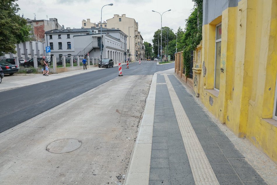 Łódź. Remont Sterlinga w Łodzi. Trwają ostatnie prace przed otwarciem ulicy