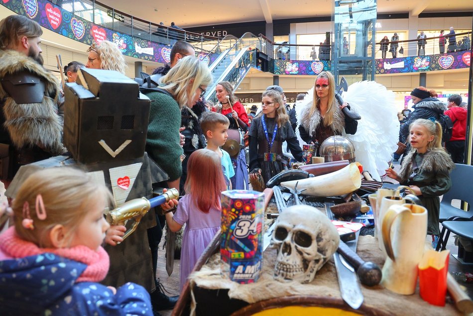 Łódź. Moc atrakcji w Manufakturze na WOŚP 2026 w Łodzi! Wikingowie, strażacy, pokazy i więcej