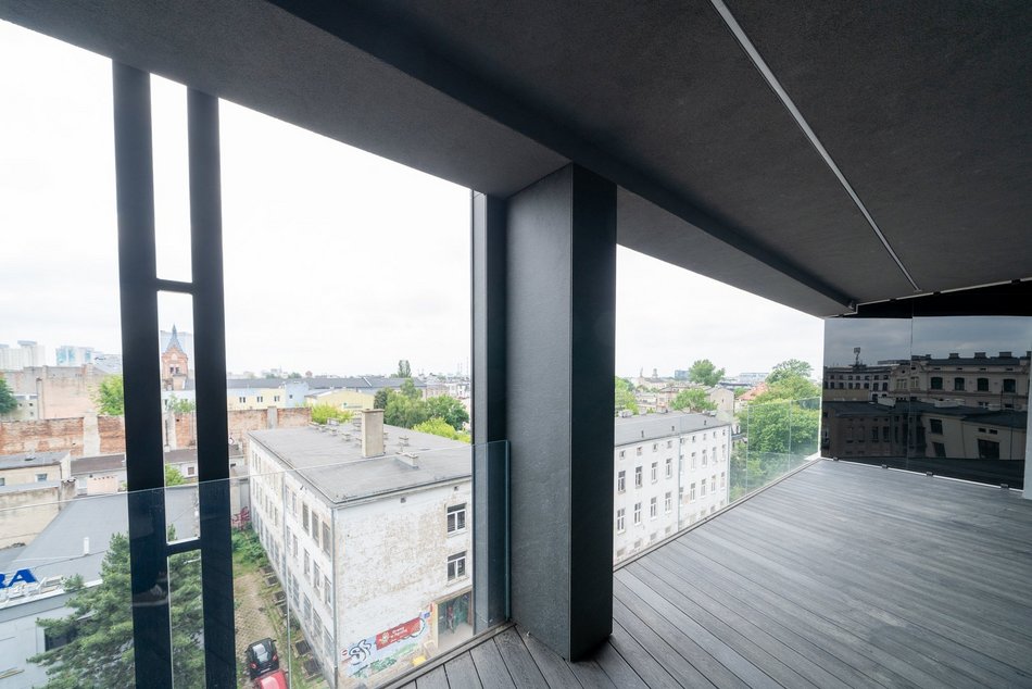 New Iron przy ul. Struga 22