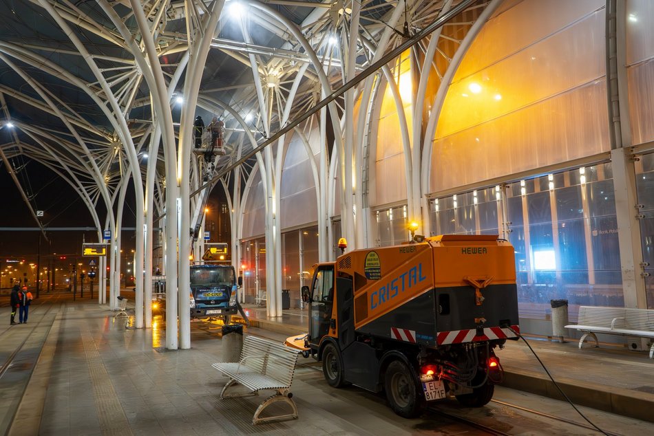 mycie przystanku mpk