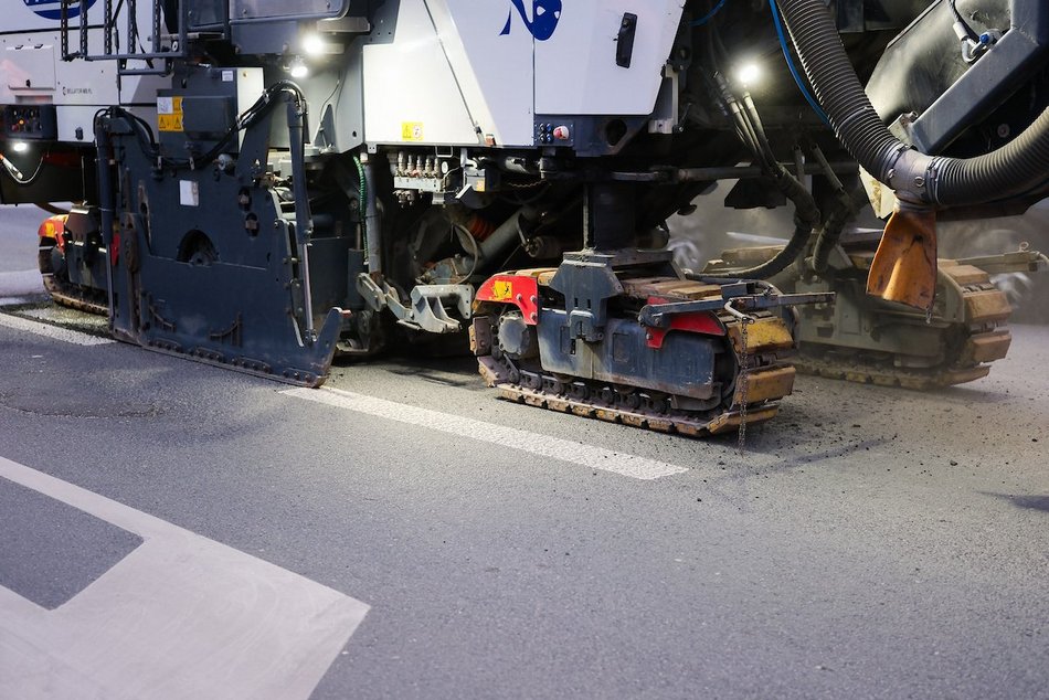 Łódź. Wymiana asfaltu na Bandurskiego