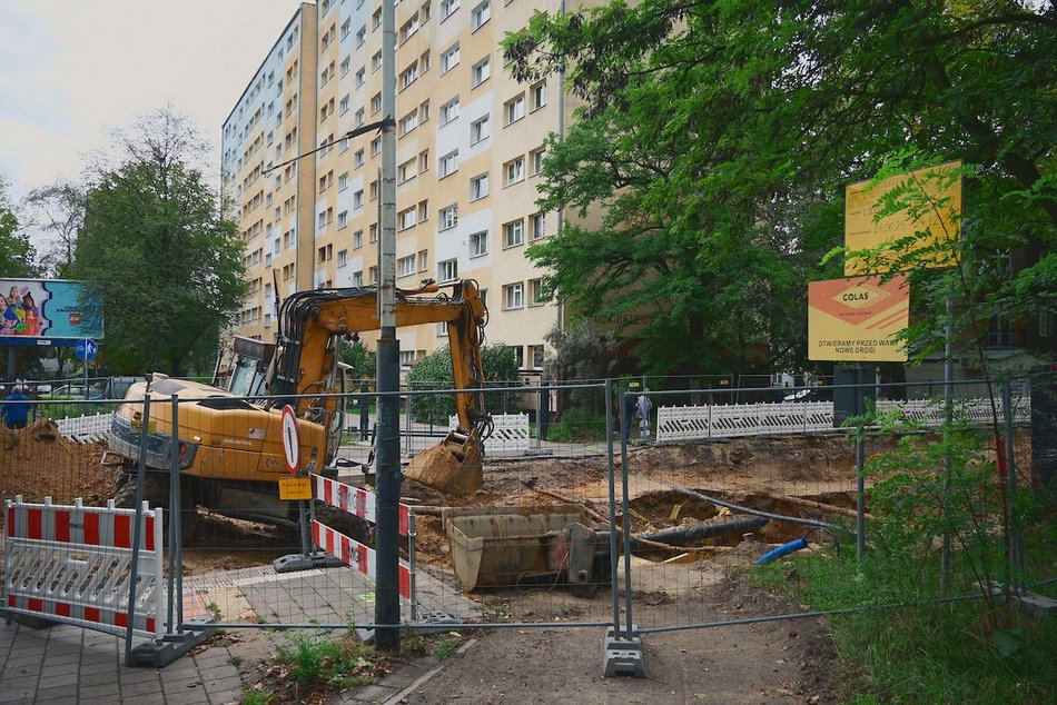 Łódź. Remont Kniaziewicza w Łodzi. Podbudowa pod nową drogę i zmiany w ruchu