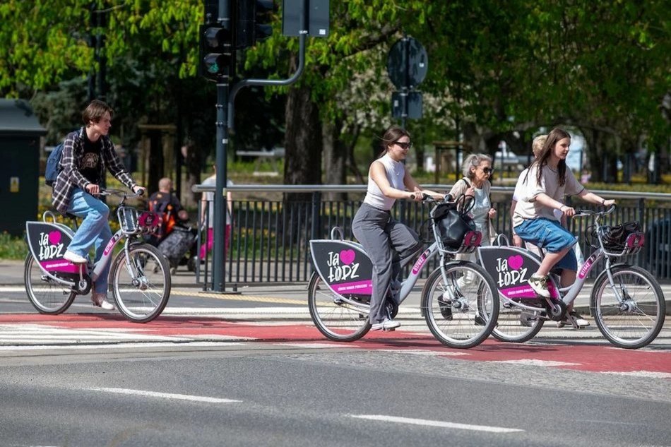 Łódź. Drogi rowerowe, innowacje, wycieczki
