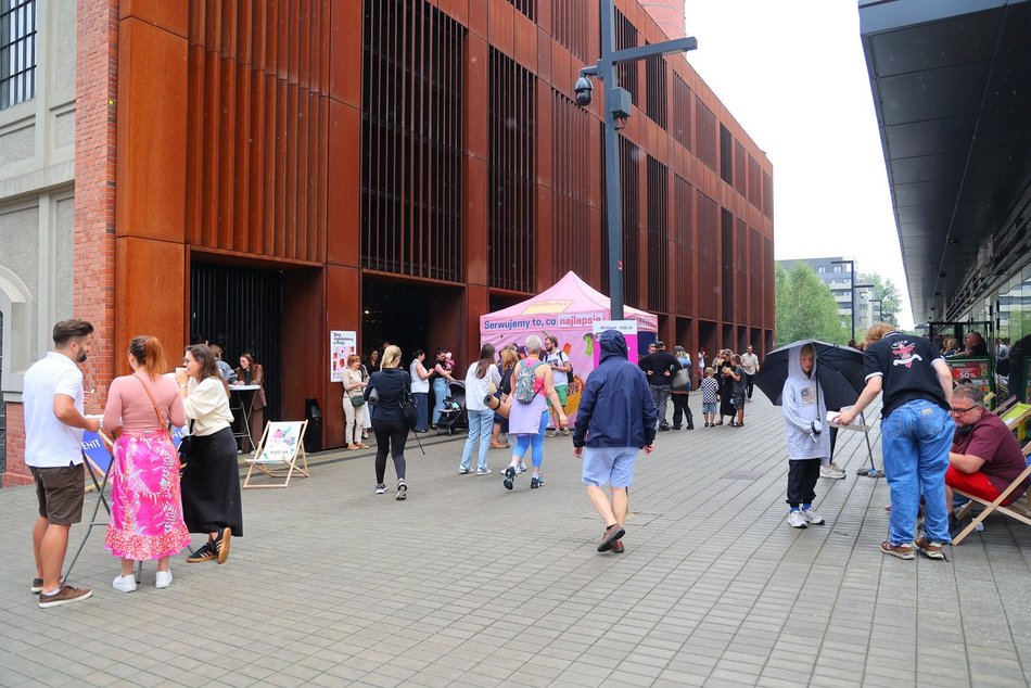 Łódź. Kulinarna odsłona 602. Urodzin Łodzi. Targ Śniadaniowy w Fuzji przyciągnął tłumy!