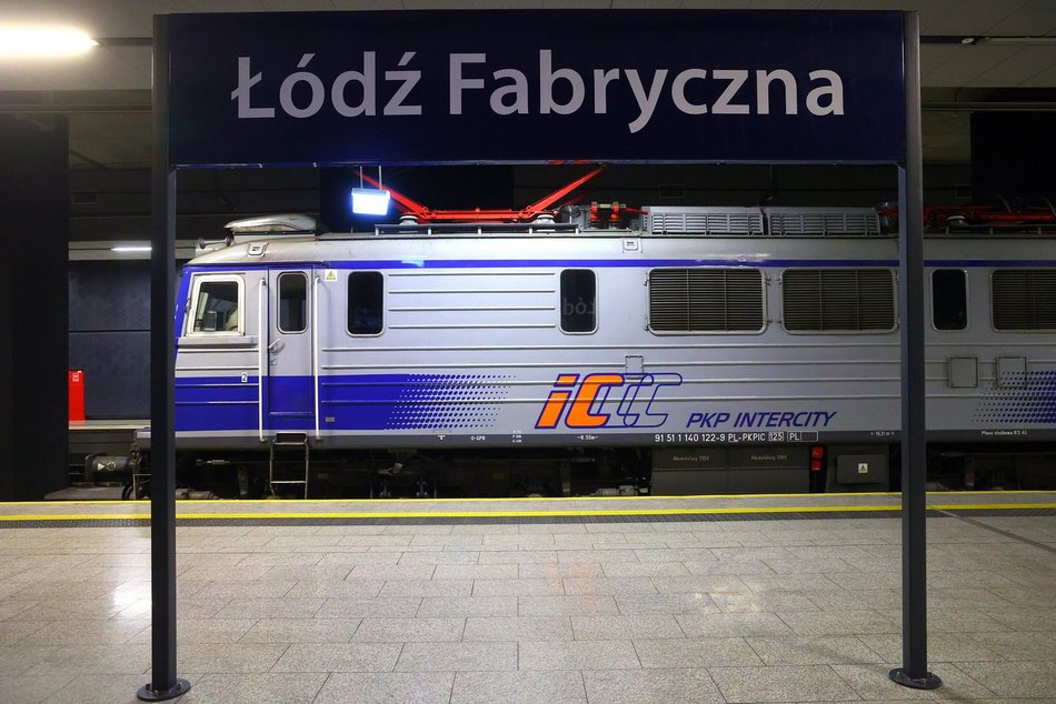 Łódź. Pociągi z Łodzi do Warszawy odwołane przez upały! Jak odzyskać pieniądze za bilet?