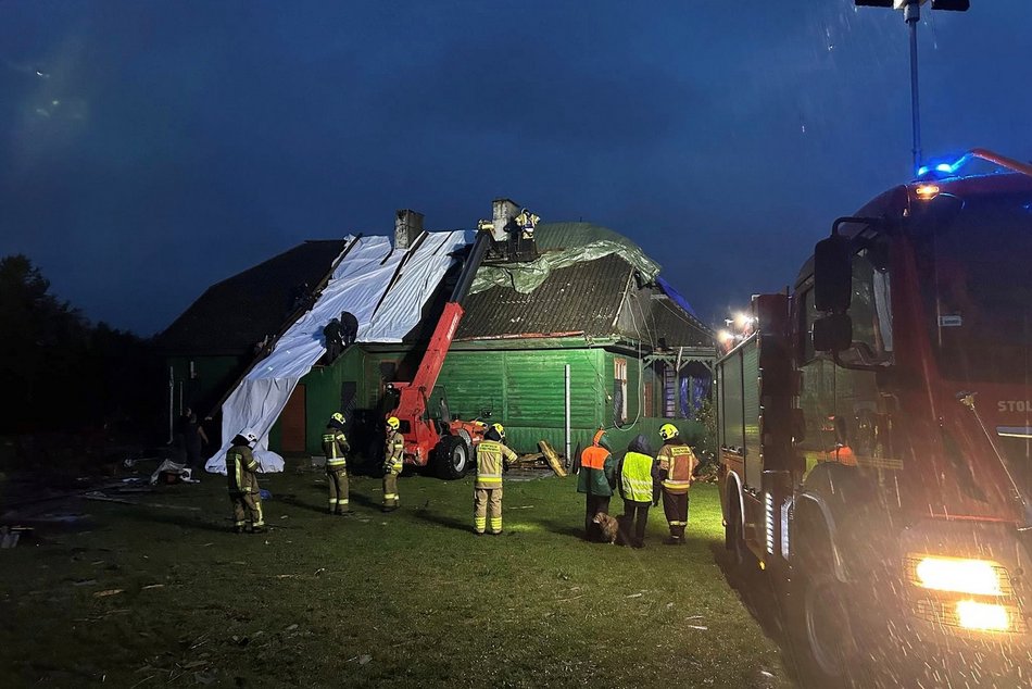 Skutki wichury i ulewy w Poświętnem