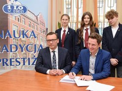 Szpital bonifratrów podpisał umowę z I LO w Łodzi
