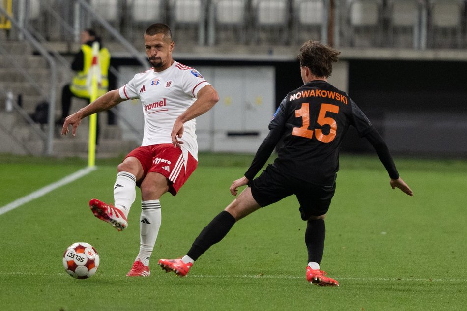 Łódź. Festiwal strzelecki w Pucharze Polski. ŁKS Łódź lepszy od Chrobrego Głogów