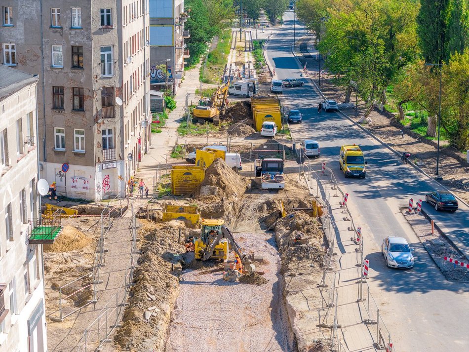 remontowana ulica Wojska Polskiego w Łodzi