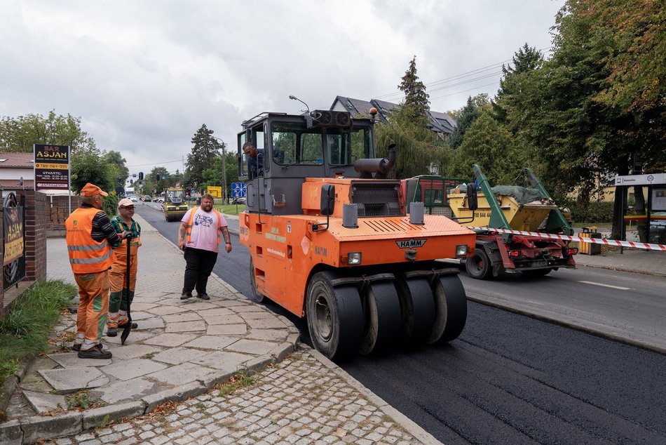 Prace na ul. Brzezińskiej