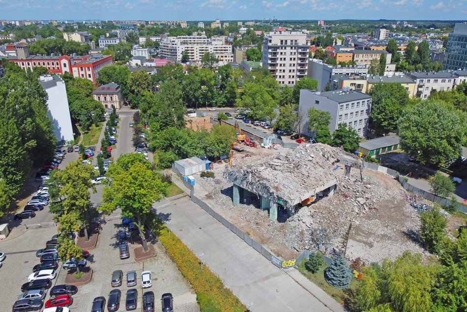 Kończy się rozbiórka wieżowca Gazowni Łódzkiej