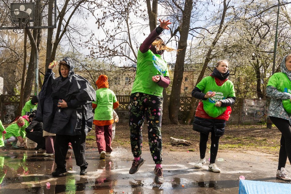 Łódź. Lany Poniedziałek na Manhattanie w Łodzi. Tak Łodzianie celebrowali śmigus-dyngus!