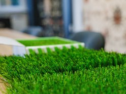 Łódź. Dywilan działa w Łodzi od 130 lat. Firma tworzy dywany i... murawy dla piłkarskich gigantów!