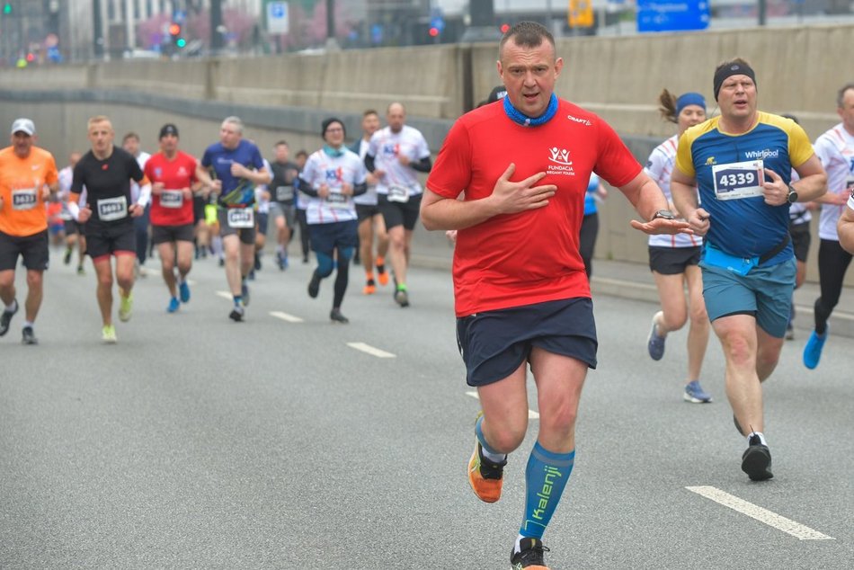 DOZ Maraton 2023. Brałeś udział w biegu? Znajdź się na zdjęciach!