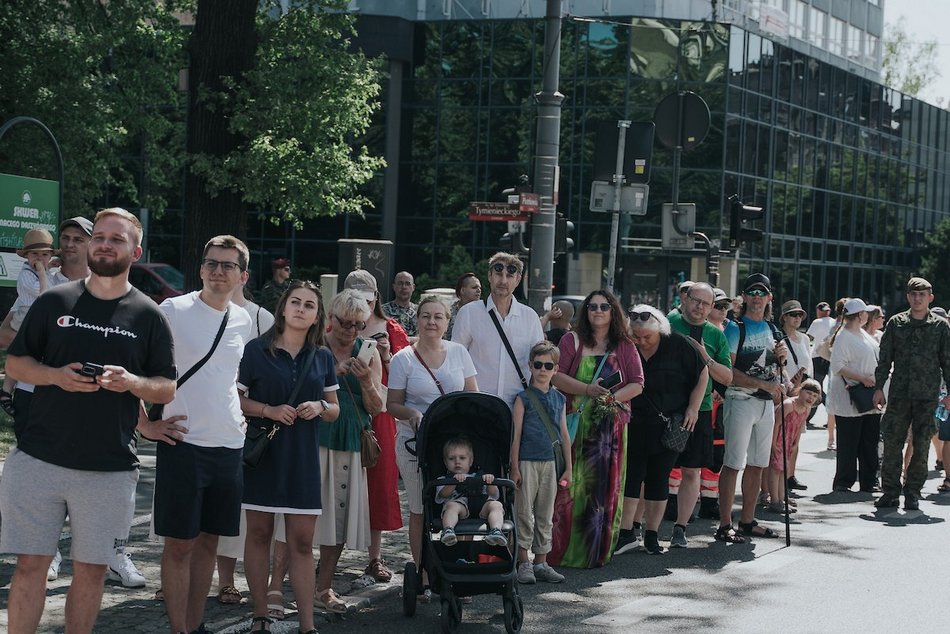 Łódź. Święto Wojska Polskiego w Łodzi. Wielka parada, piknik, rekonstrukcje historyczne