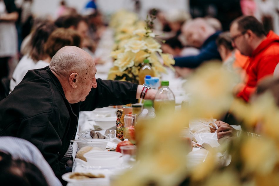 Łódź. Miejskie Śniadanie Wielkanocne 2025 w Łodzi. Kilkuset gości w hali Expo-Łódź