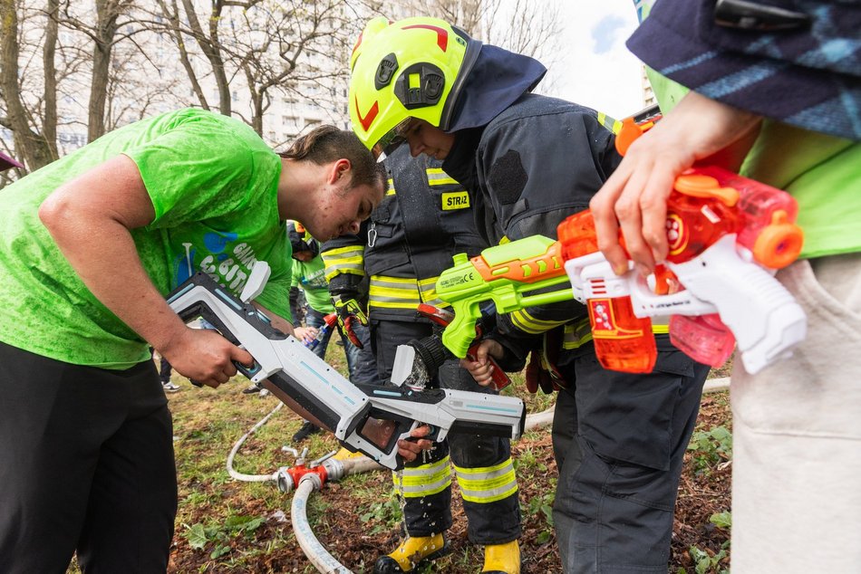 Łódź. Lany Poniedziałek na Manhattanie w Łodzi. Tak Łodzianie celebrowali śmigus-dyngus!