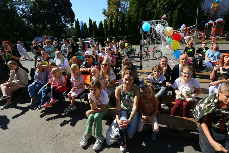 Rodzinny piknik z okazji 600. Urodzin Łodzi w Szkole Podstawowej nr 170 przy ul. Miedzianej 1/3