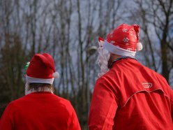Łódź. Świąteczny bieg w parku Baden-Powella w Łodzi. Wspaniała atmosfera z nutą rywalizacji