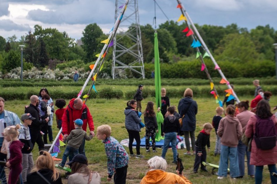 Łódź. Wpadnij na Piknik Różnorodności w Łodzi! Warsztaty tworzenia lalek, łucznictwo, tatuaże z henny i więcej