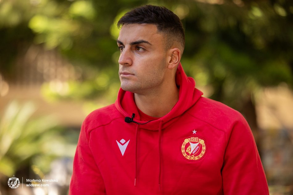 Łódź. Widzew Łódź nie zwalnia tempa! Hiszpański obrońca dołącza do drużyny