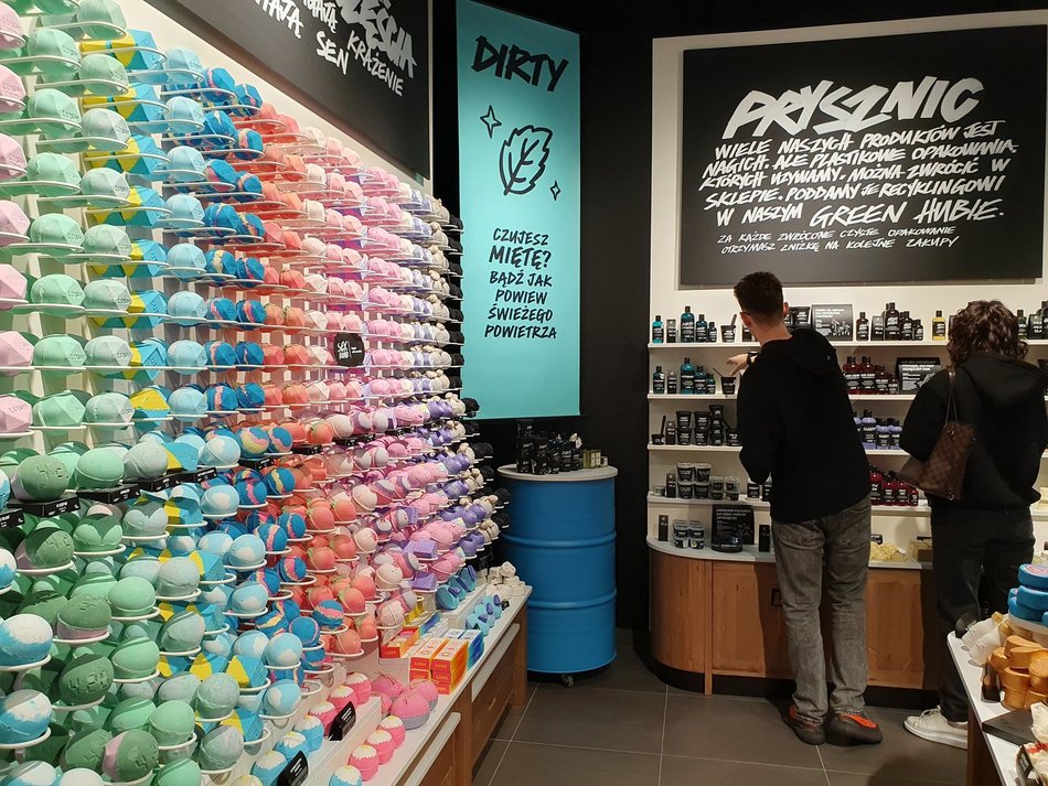Lush w Manufakturze otwarty