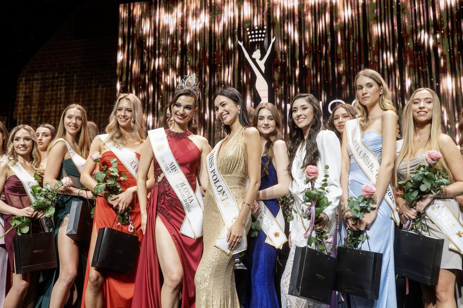 Przedstawienie finalistek Miss Polonia 2025 w Łodzi. Wzruszające pożegnanie Mai Klajdy