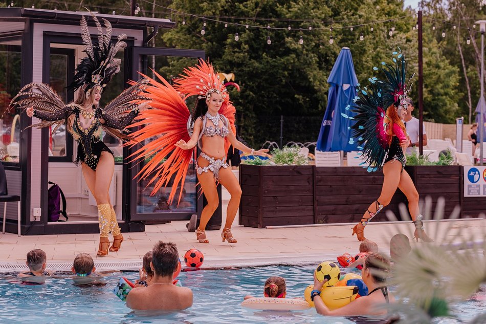 Łódź. Wakacyjna wyprawa w Aquaparku Fala w Łodzi. Kierunek: Brazylia!