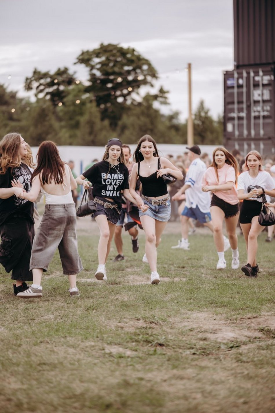 Łódź Summer Festival 2025 wystartował! Otwarcie bram i tłumy biegnące pod scenę!