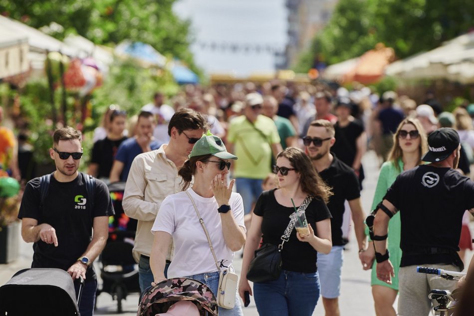 600. Urodziny Łodzi na Piotrkowskiej! Tłumy bawią się do białego rana i utraty tchu!