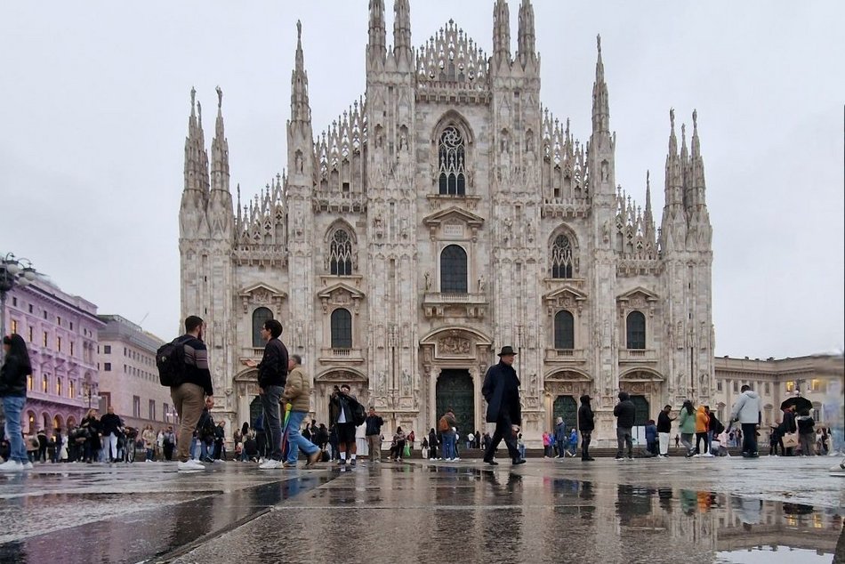 Łódź. Zima w Łodzi? Wsiądź w samolot i leć po witaminę D! Kierunki z lotniska w Łodzi