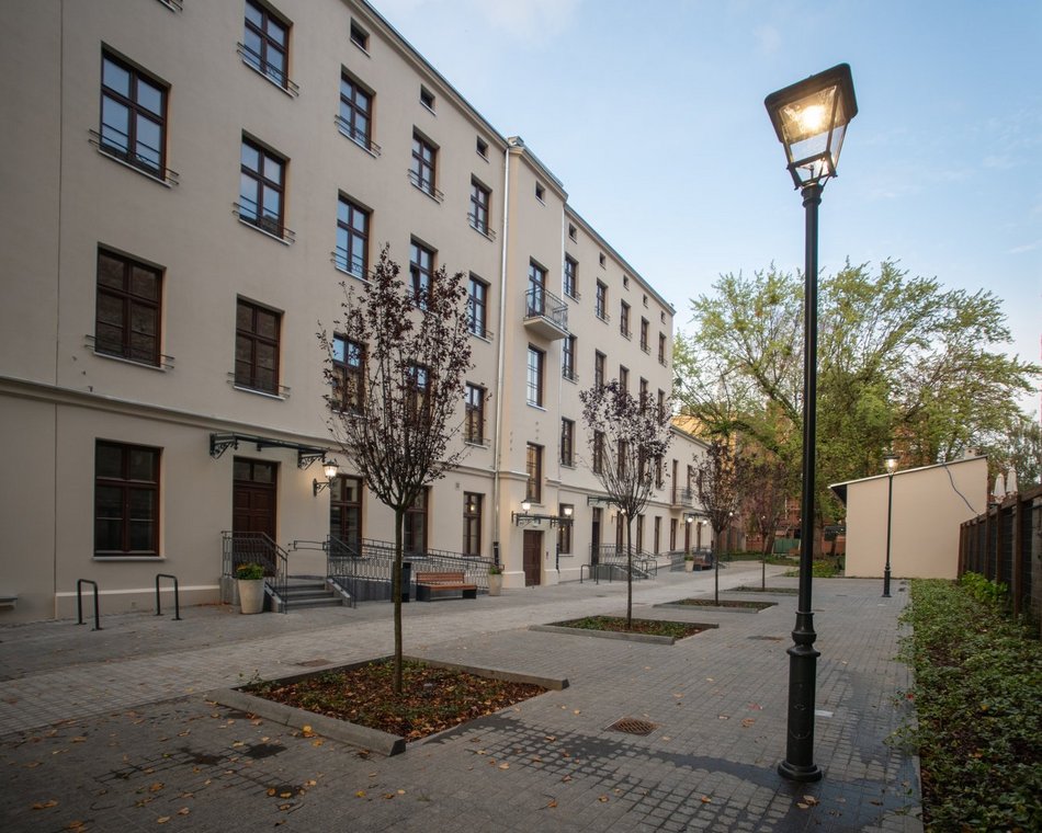 Łódź. Kamienica przy ul. Piotrkowskiej 118 w Łodzi